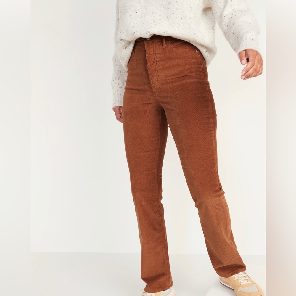 NWT Old Navy women’s Extra High-Waisted Kicker Corduroy Boot-Cut 18 regular